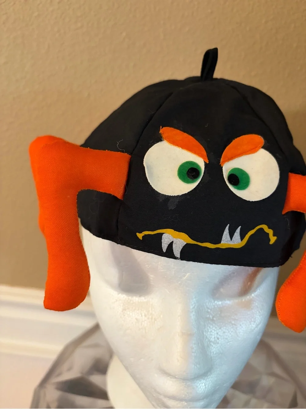 Russ Vintage Spider Halloween Beanie Hat CUTE!